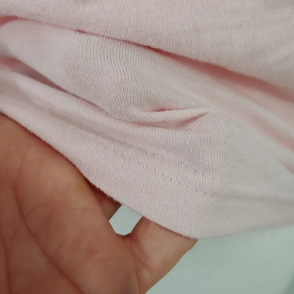 Mötley Crüe Women's Short Sleeve Pink Tee - Picture 7 of 14